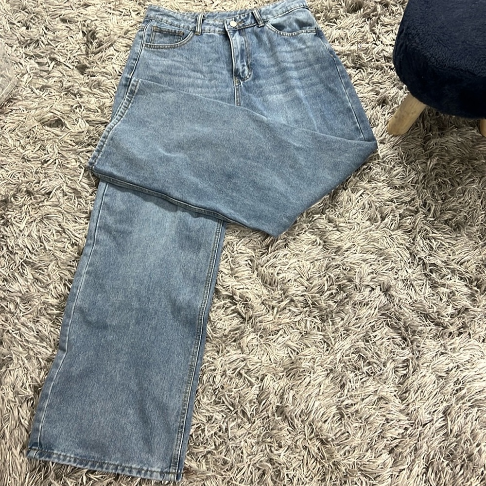 Women's high rise wide leg jeans size 8 NWOT